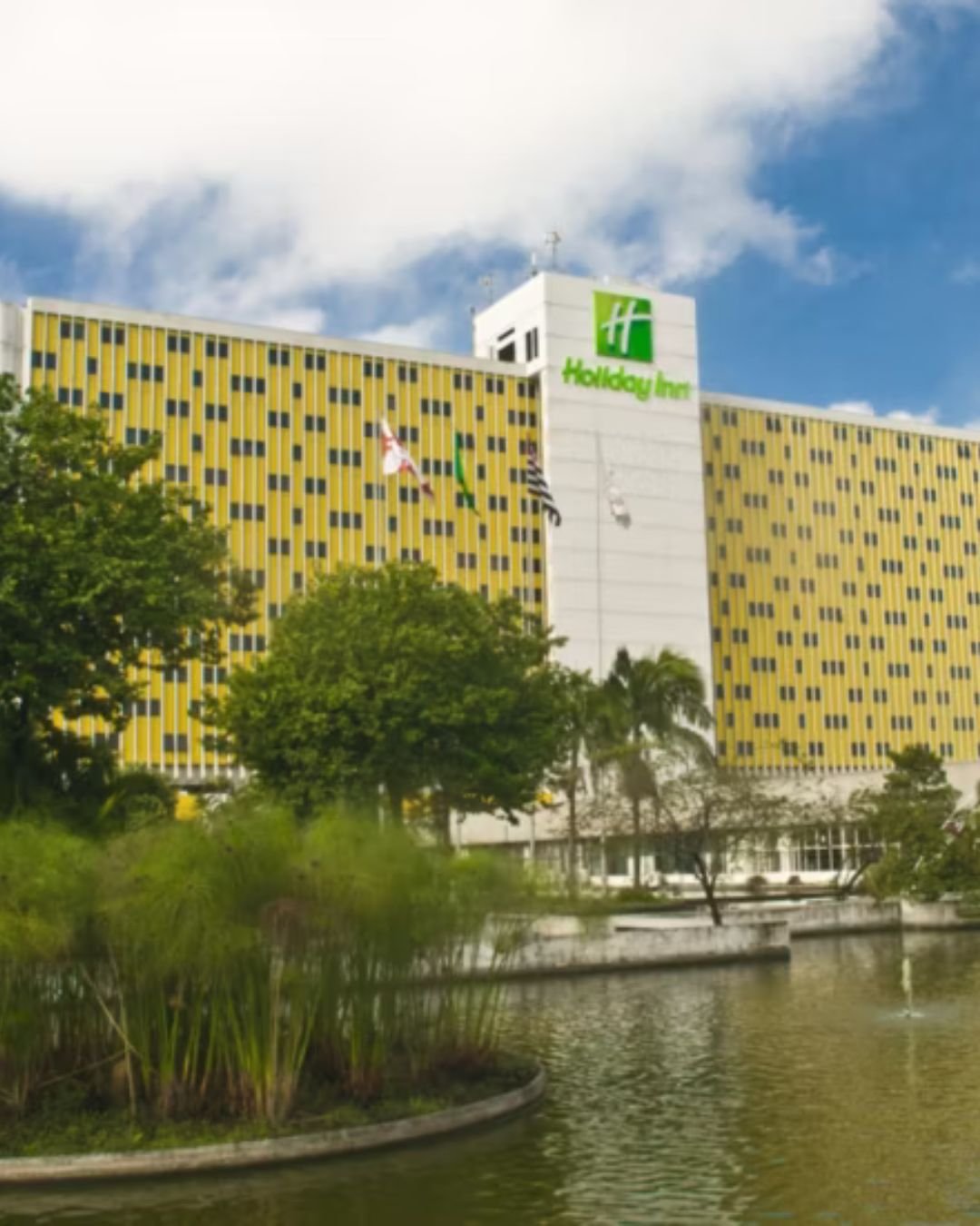 Holiday Inn 002