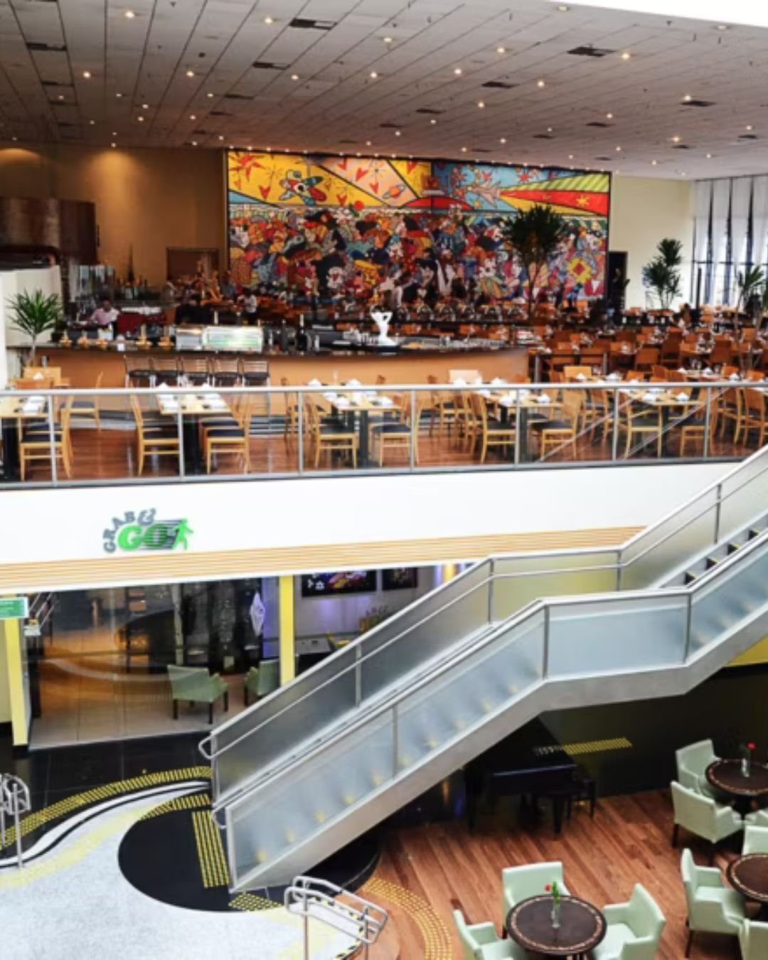 Holiday Inn 006